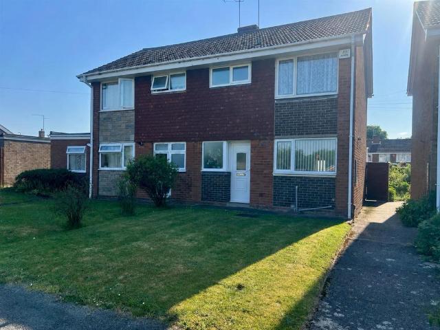 House for sale in Kingswinford, West Midlands