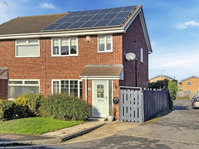 House for sale in Clavering, Hart Station