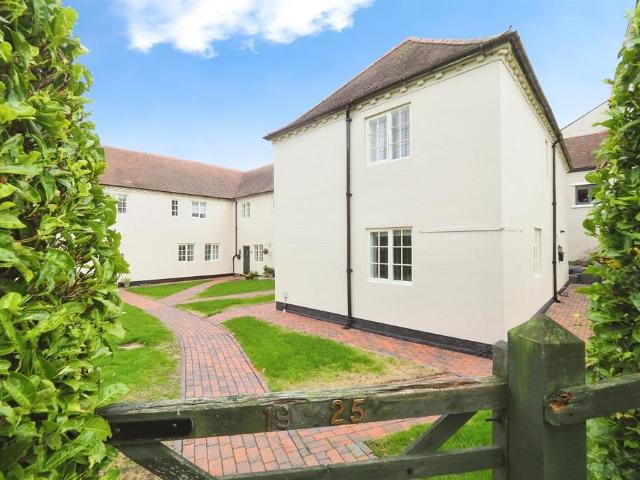 House for sale in Egginton, East Midlands