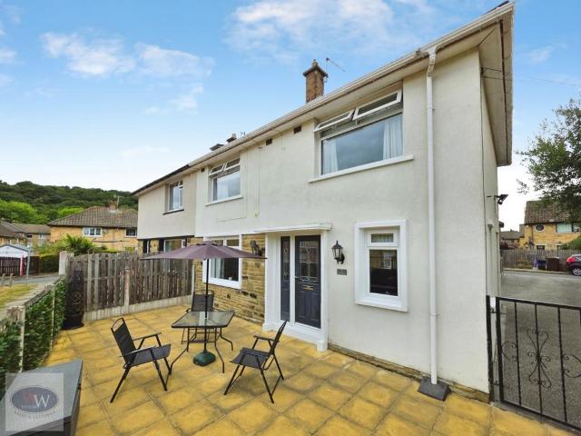 House for sale in Baildon