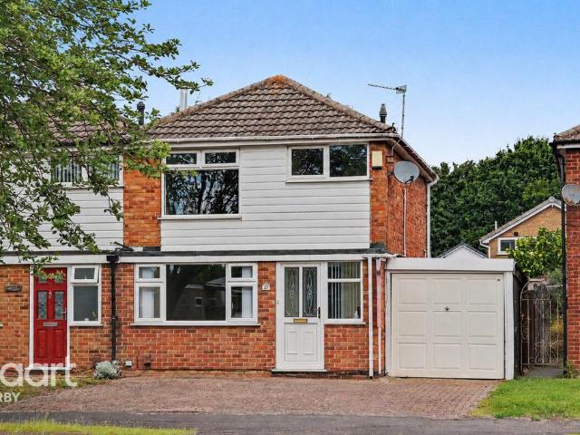House for sale in Sinfin, East Midlands