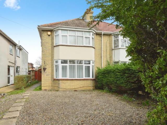 House for sale in Chesterton, Arbury