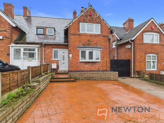 House for sale in Bloxwich, West Midlands