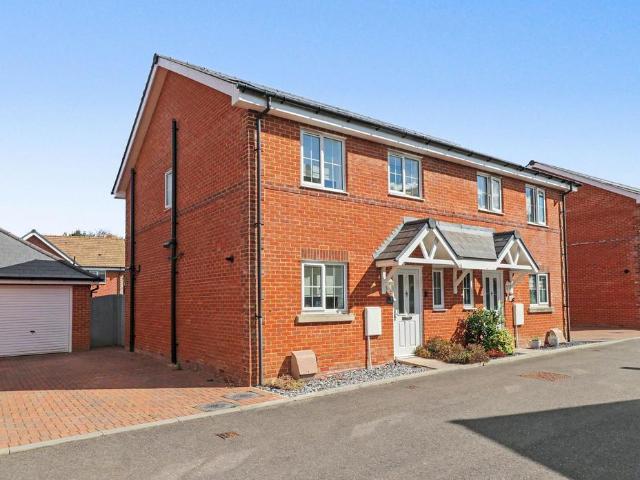 House for sale in Horton Heath, Helford