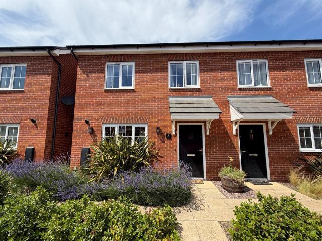 House for sale in Hampton Gardens, Peterborough