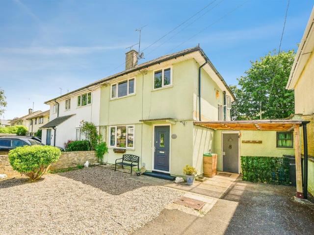 House for sale in Fossebridge, Gloucestershire