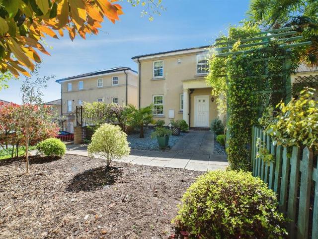House for sale in Littleover, East Midlands