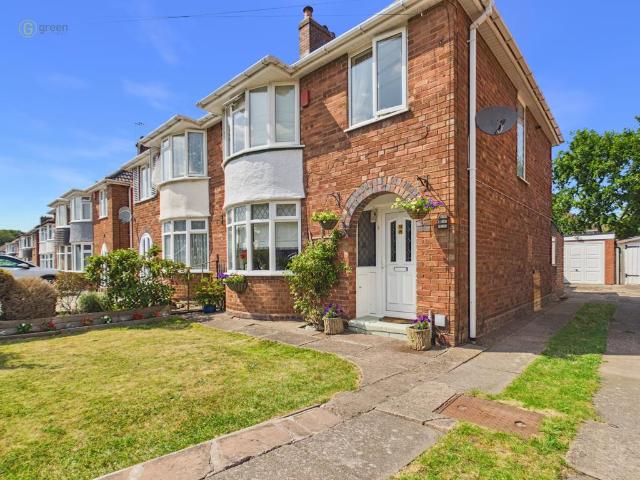 House for sale in Kingshurst, West Midlands