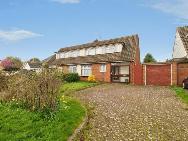 House for sale in Stroud Green, Barling