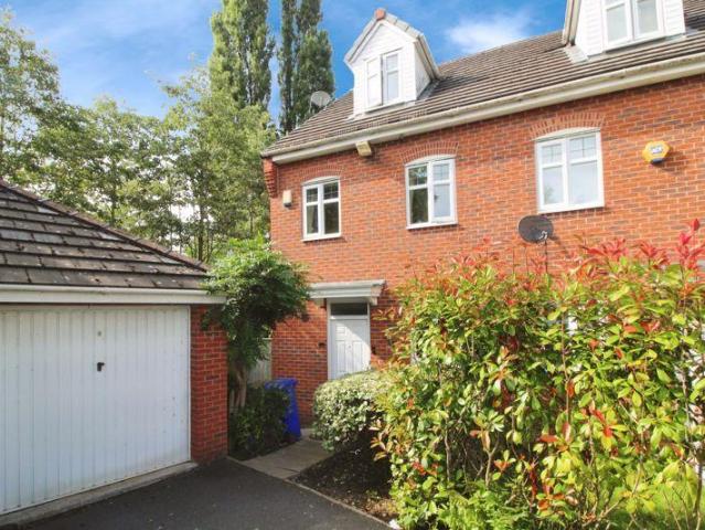 House for sale in Georgia, Greater Manchester