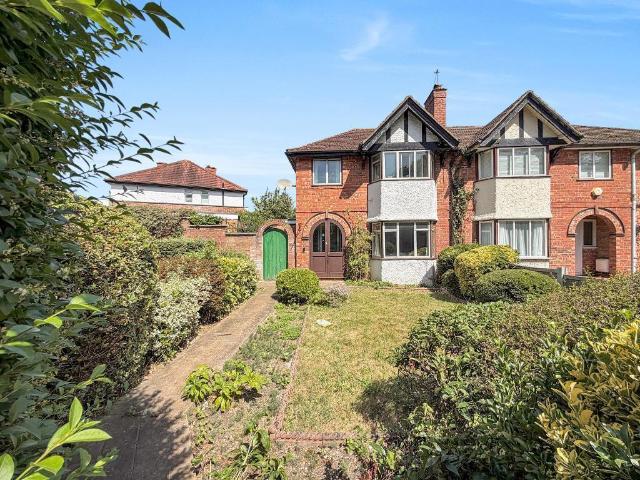 House for sale in London Borough of Croydon, Greater London