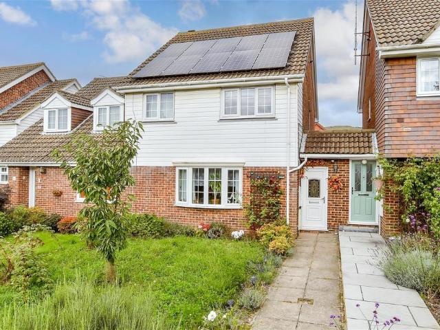 House for sale in Folkestone, Broadmead