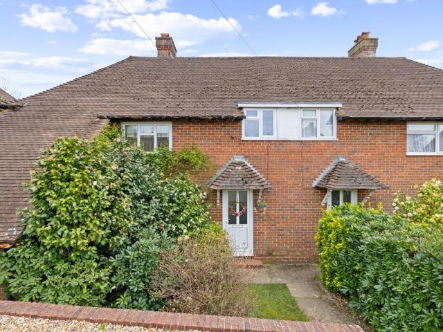 House for sale in Fole, Surrey