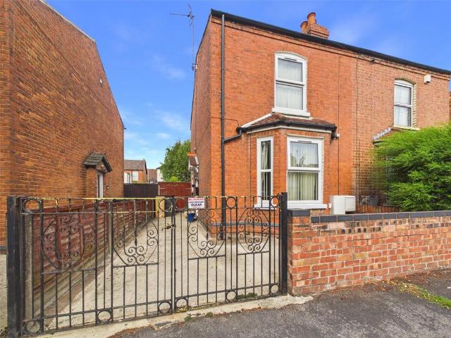 House for sale in Gloucester, Gloucestershire