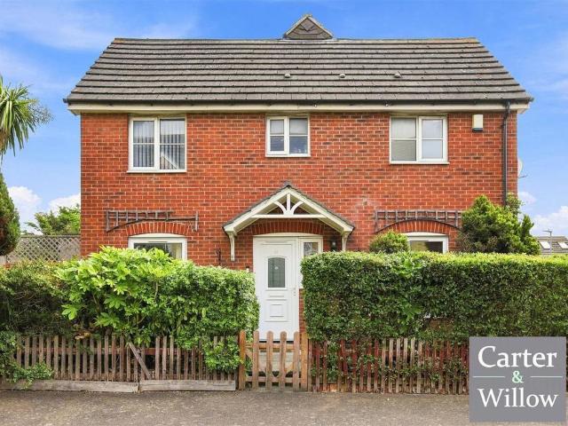 House for sale in Scrattons Farm, Greater London