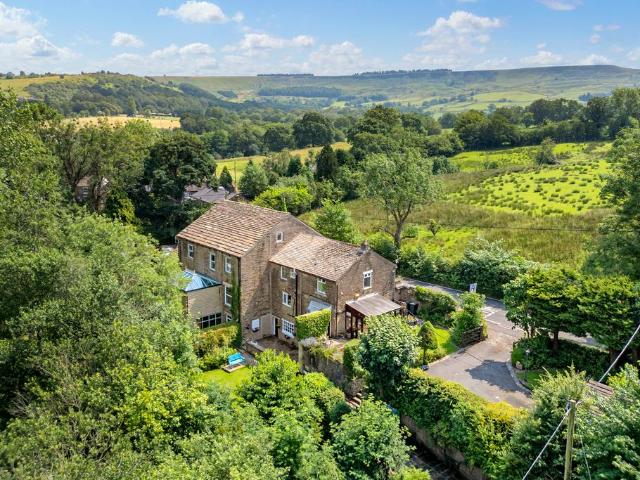 House for sale in Chew, High Peak