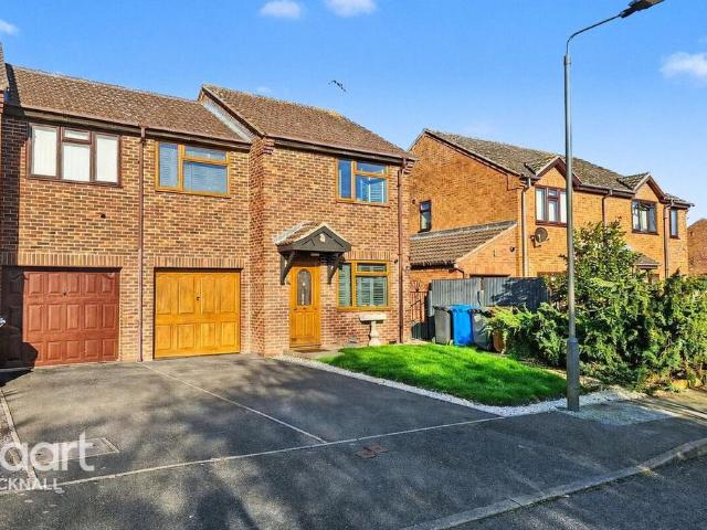 House for sale in Caldermill, East Midlands