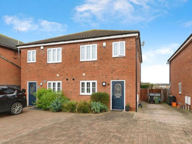 House for sale in Steeple View, Essex
