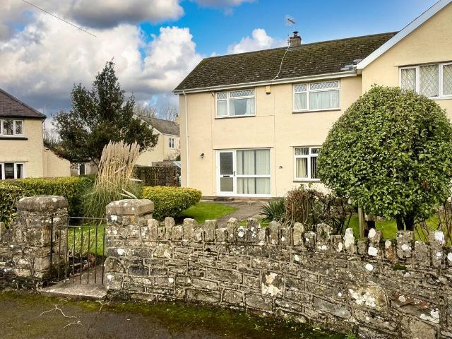 House for sale in Llanfair, Wales