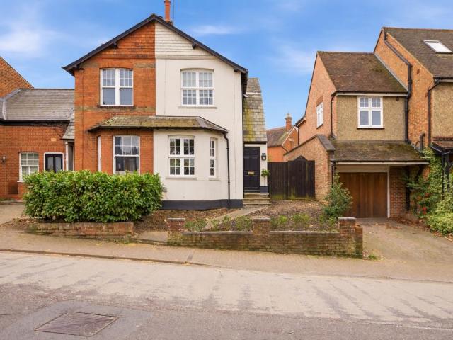 House for sale in St Albans, Five Acres