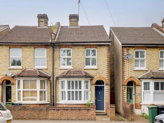 House for sale in Red Hill, Surrey