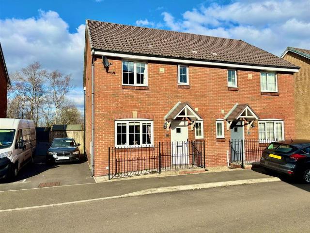 House for sale in Nangreaves, Wales