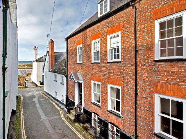 House for sale in Watergate, Devon