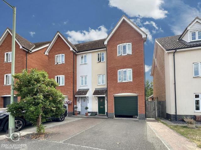 House for sale in Sudbury, Chelmondiston