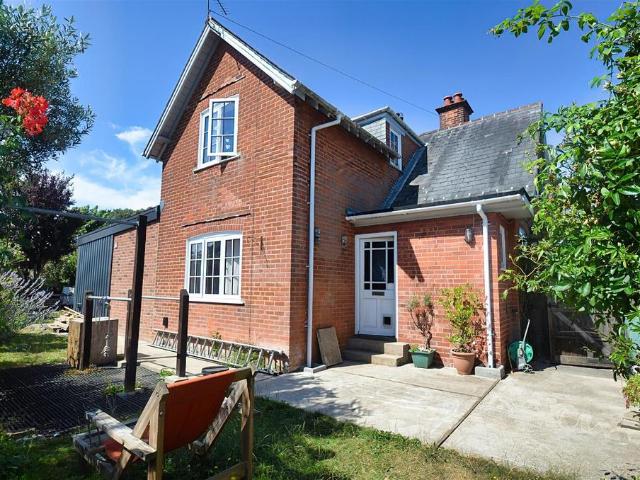 House for sale in Wootton Bridge, Isle Of Wight