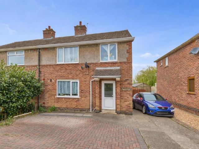 House for sale in Tilton, Barton