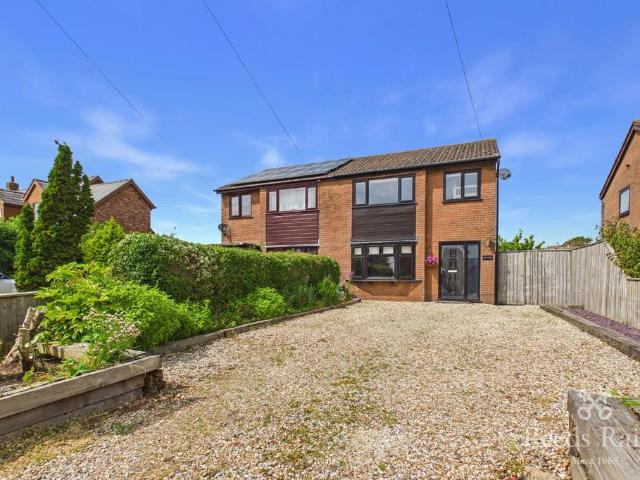 House for sale in Cabus, Lancashire
