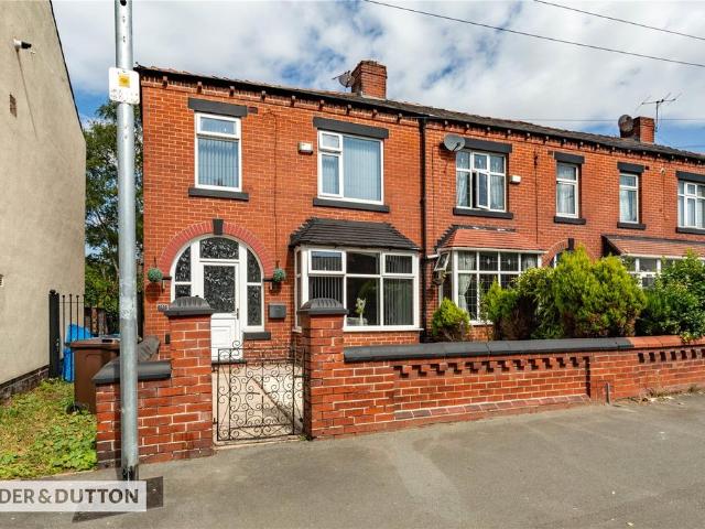 House for sale in Shaw and Crompton, Pendock
