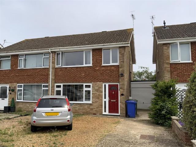 House for sale in Deanshanger