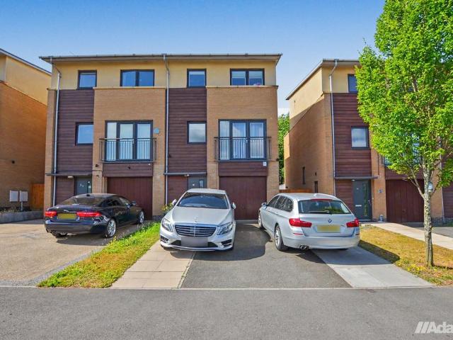 House for sale in The Brow, Halton