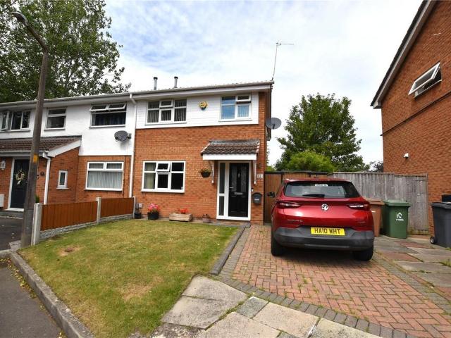 House for sale in Woodchurch, Upton