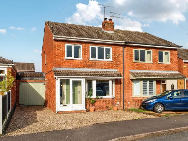House for sale in Drakes Broughton and Wadborough, Crookhill