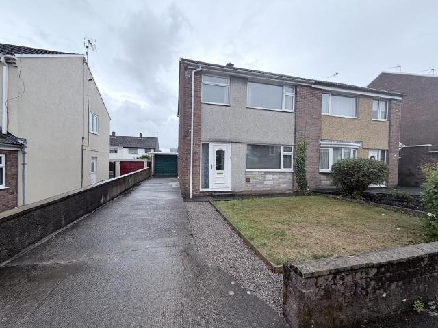 House for sale in Llantwit Fardre, Upper Boat