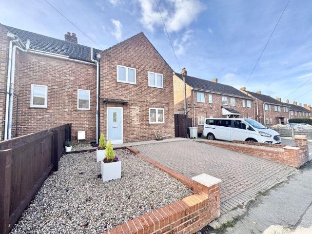 House for sale in Keddington, East Lindsey