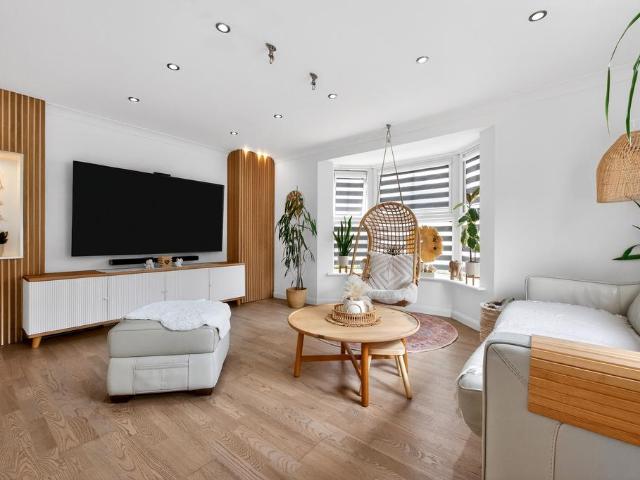 House for sale in Chadwell St Mary, Essex