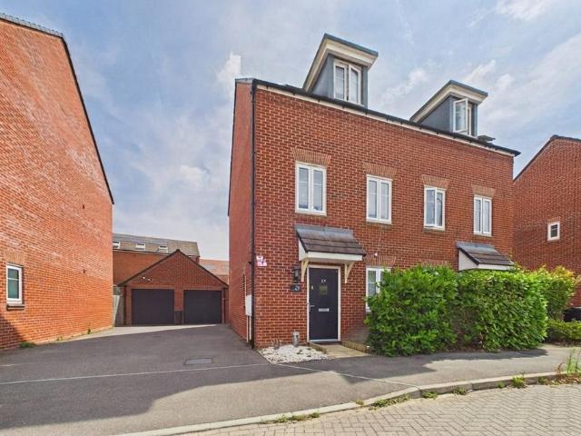 House for sale in Wokingham