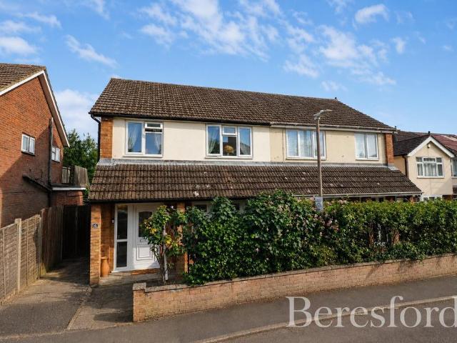 House for sale in Navestock Side, Essex