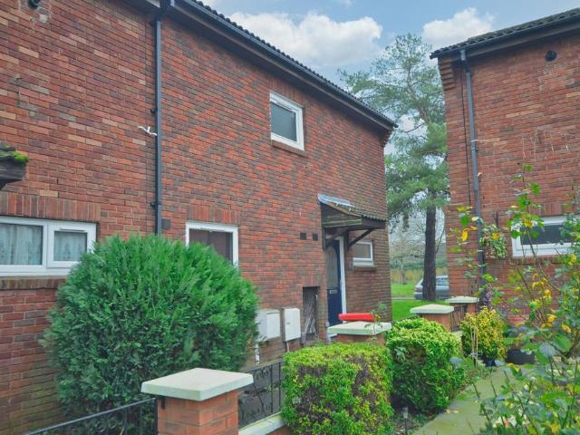 House for sale in Corby