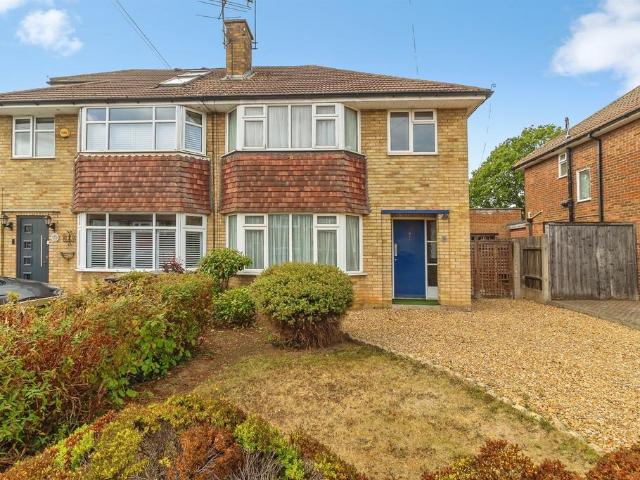 House for sale in Stopsley, Luton