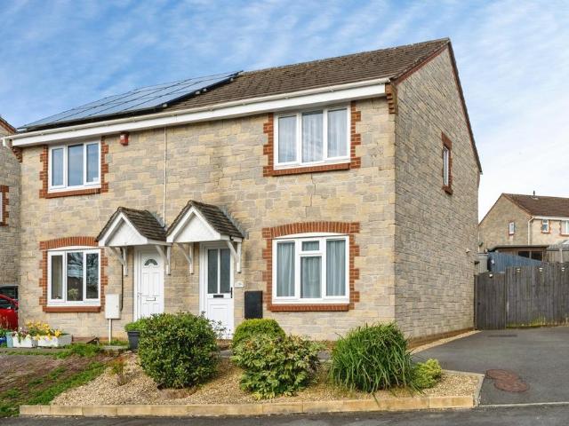 House for sale in Llangennech, Wales