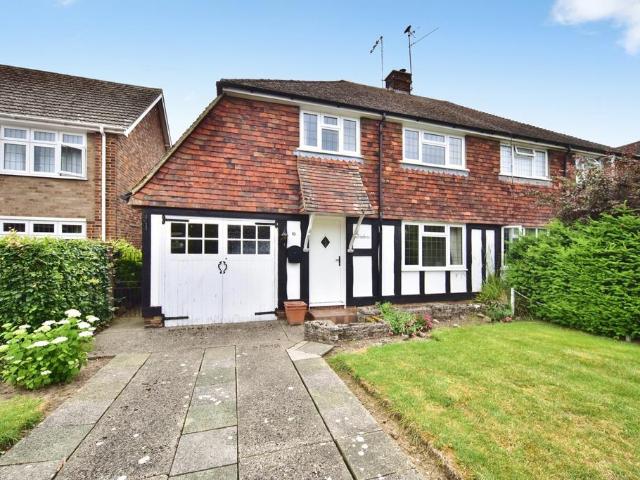 House for sale in Oad Street, Kent