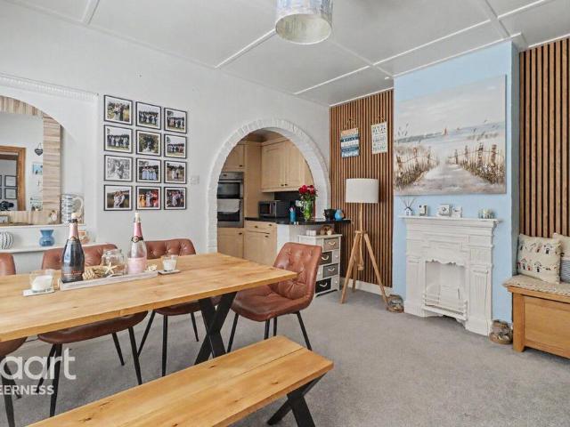 House for sale in Minster-on-Sea, Oad Street