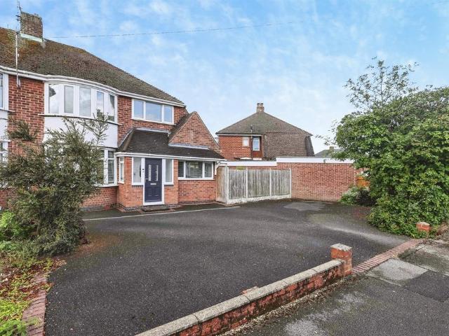 House for sale in Kingshurst, West Midlands