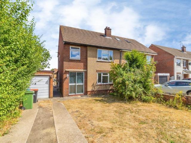 House for sale in Loughton, Milton Keynes