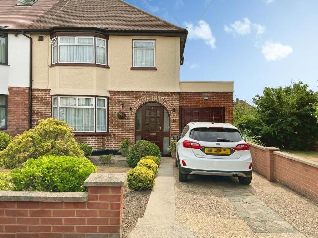House for sale in North Watford, Hertfordshire