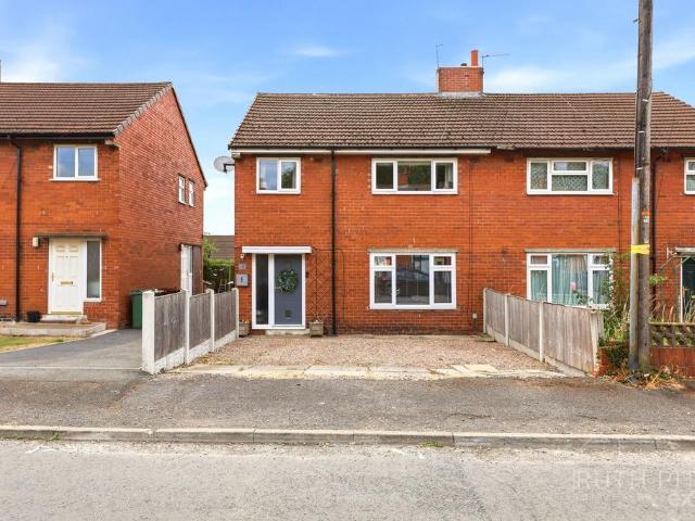 House for sale in Ackworth Moor Top, West Yorkshire